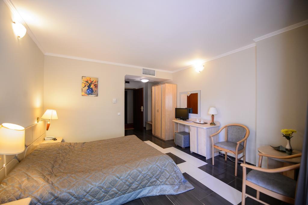 Holiday Olimp Hotel 部屋 写真